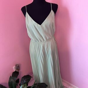 ASOS Design Pleated Cami Maxi Dress. NWT Size US 10